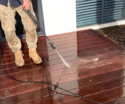 Power Wash Deck Before Staining for Lasting, Beautiful Results