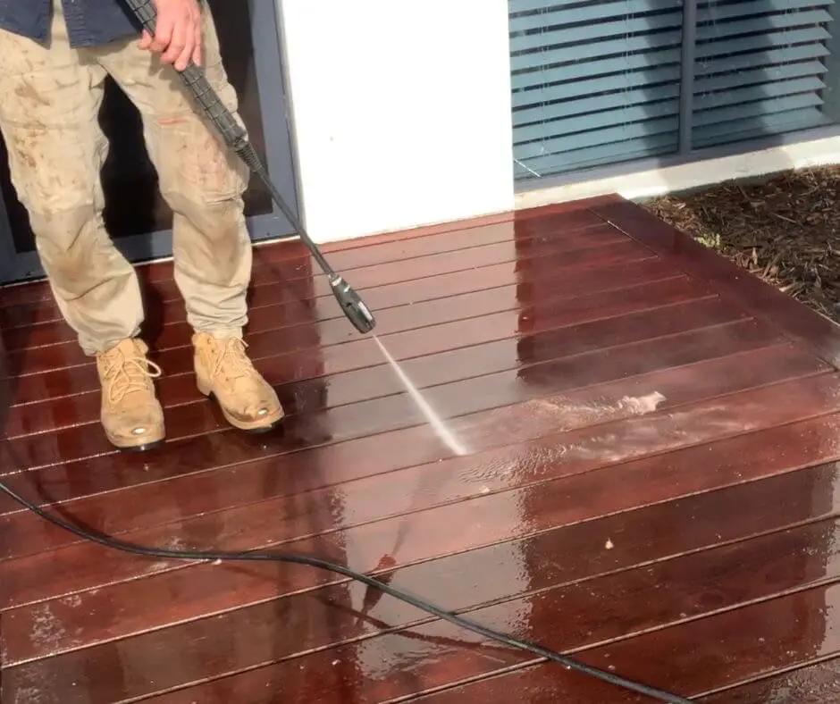 How to pressure wash a deck before staining