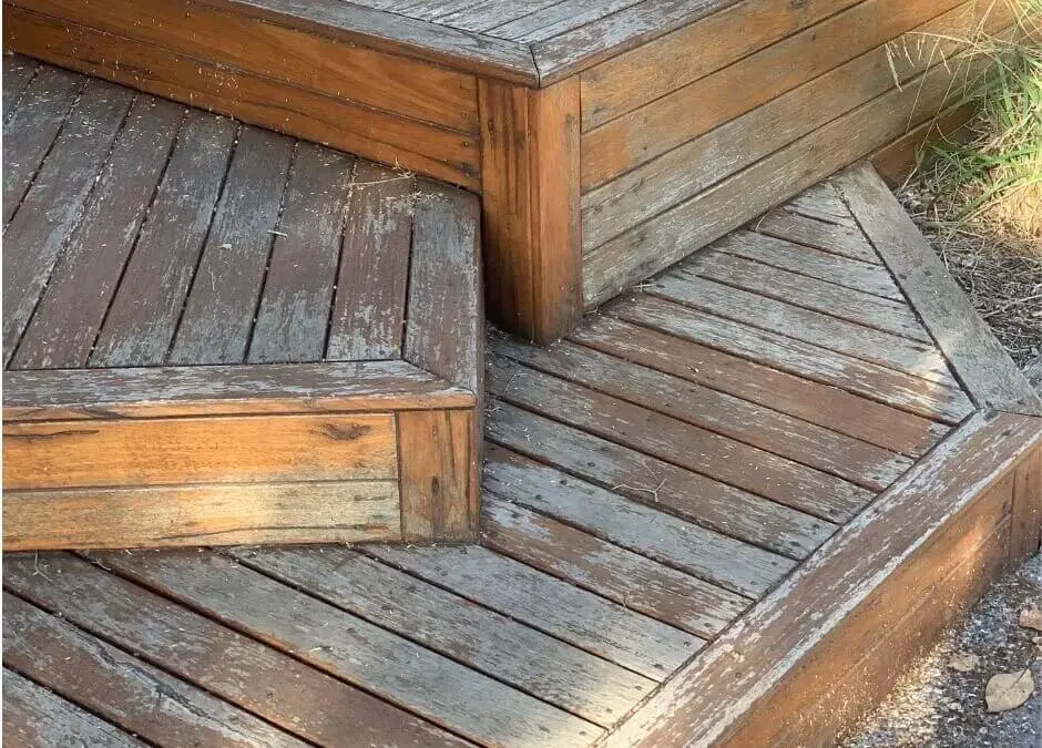 Is Your Deck Stain Peeling? This is how you fix it…